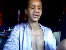 Ginger Moisther Hips And Road Trips