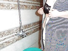 Muslim Chubby Bubble Butts Wife Caught On Camera While Taking Bath