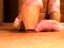 BIG BEAUTIFUL WOMAN SCHLONG CRUSH, SCHOLLS, CLOGS, SANDALS WITH bf SPUNK SHOT (Early SQ single web-cam, so cheap price)