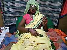 Bhabhi ne apne chut me visit able sex in hindi dubbed