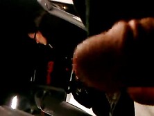 Bus-Flash,  she know it