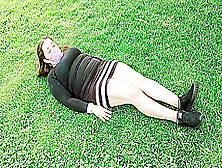 Puta Exhibicionista Me Lleva Al Parque Para Que Grabe Ensenando Sus Tangas Y Su Concha Par2