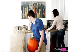 Blonde aubrey gets some brotherly creampie between her trembling legs