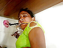 Desi Lady Ki Gand Ki Chudai