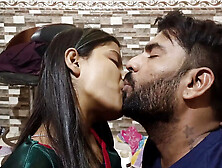 Hot Indian Girlfriend Safashaikh Gives Amazing Blowjob and Cum in Mouth