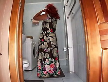 Cougar MILF took off her panties and went to the shower but got a penis in anal