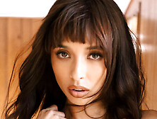 Gorgeous hispanic cougar model Steph exposed