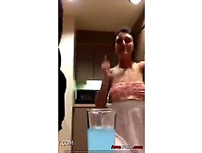 Girl Showing Her Massive Tits On Periscope