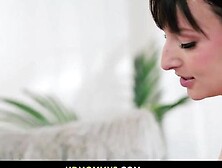 Mommy's Girl Behind On Chores - Lexi Luna (Liz Jordan)