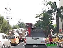 Latina with perfect ass picked up in the park