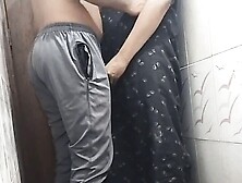 Bathroom Sex – Hot Aunty With Very Young Boyfriend