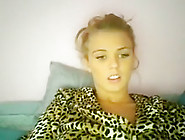 Extra Tits on kamerce