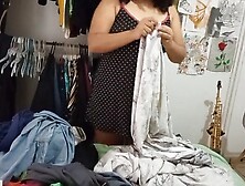 Spycam catches chubby MILF cleaning and folding clothes,  while getting her big ass worshipped