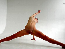 Flexible Small Tits Beautiful Girl Showing Hot Big Pussy