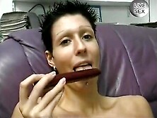 German Teen Fingers Her Wet Pussy (18+)