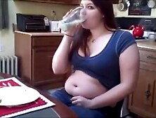 Cherries (BBW) eating hot dog