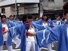 meganekko dance oppai