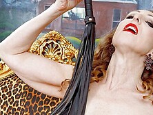 Graceful Susanna Glam at posing video