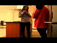 Vídeo porno comendo dona da loja gostosa