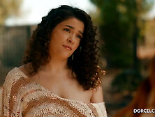 Nicole Doshi, Kendra Sunderland And Big Ass Blonde In New Just An Old Friend 24 09 06 Bigtits Bigass Foursome Blonde Hardcore In