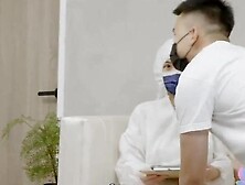 Lucky Guy Fucks Li Er During Lockdown