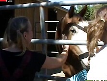 Naked Ebony Babe Gets Her Pussy Stretched By Big Black Dick in Hardcore Sex