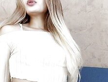 Vends-ta-culotte - A young and pretty French dominatrix offers you a formal slut training