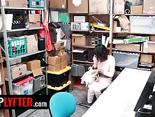 Shoplyfter - Cute African Vixen Kat Arina Gaggs On Officer's Dong To Avoid Troubles With The Law