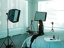 The Girlfriend Experience S01E11-12 (2016) Riley Keough