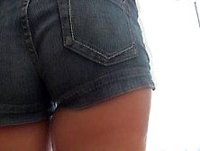 Nikki Blake sucks cock with sexy Maria