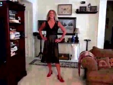 Zoe Marks is happy to tease her wet cunt