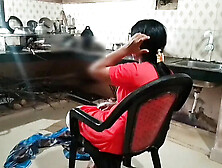 Indian Mallu Housewife Blowjob in Kitchen - Homemade Couple Sex