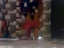 Chut mein khujali ho rahi thi isliye Naha Li