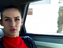 Leila and Jade have a little secret... - Jacquie et Michel TV