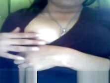 omegle 2 girls boobs