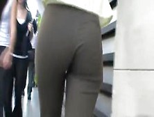 Milf Secretary In Office-Style Pants Becomes The Street Candid