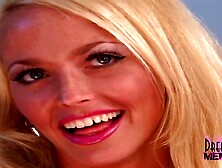 Breathtaking Golden-haired Undresses Top Off In Sexy Casting Clip