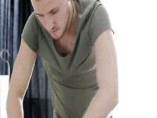 After treating his client with a massage,  the therapist quickly ended up banging her