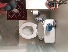 Multitasking While Shitting