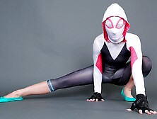 Lovely chick with huge bottom Daisy Stone penetrated by a big dick