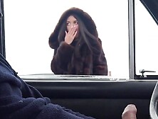 Stranger Gave Me a Handjob Through the Car Window on Parking