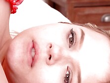 GIRLSDEEP closer & wet - Treat me like a fucktoy