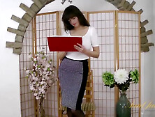 Mature Katie Her Curvy Body