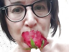 Slave squirt next to neighbours