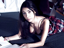 Eva Generosi VR Porn: Scent Of Lust - DarkRoomVR