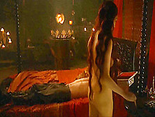 Carice Von Houten Riding A Guy In Games Of Thrones