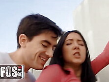 Lucky Jordi Meets Busty Valeria Valois Who Desperately Asks For His Help In Exchange With A Nice Blowjob - Mofos