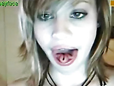 Braces teen models bikini on webcam