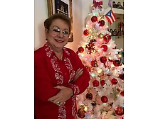 Santa's old lady.  #Merry Christmas.  A good blow as a gif