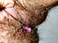 Do you want to know how a woman inserts a menstrual cup into her snatch? Look!